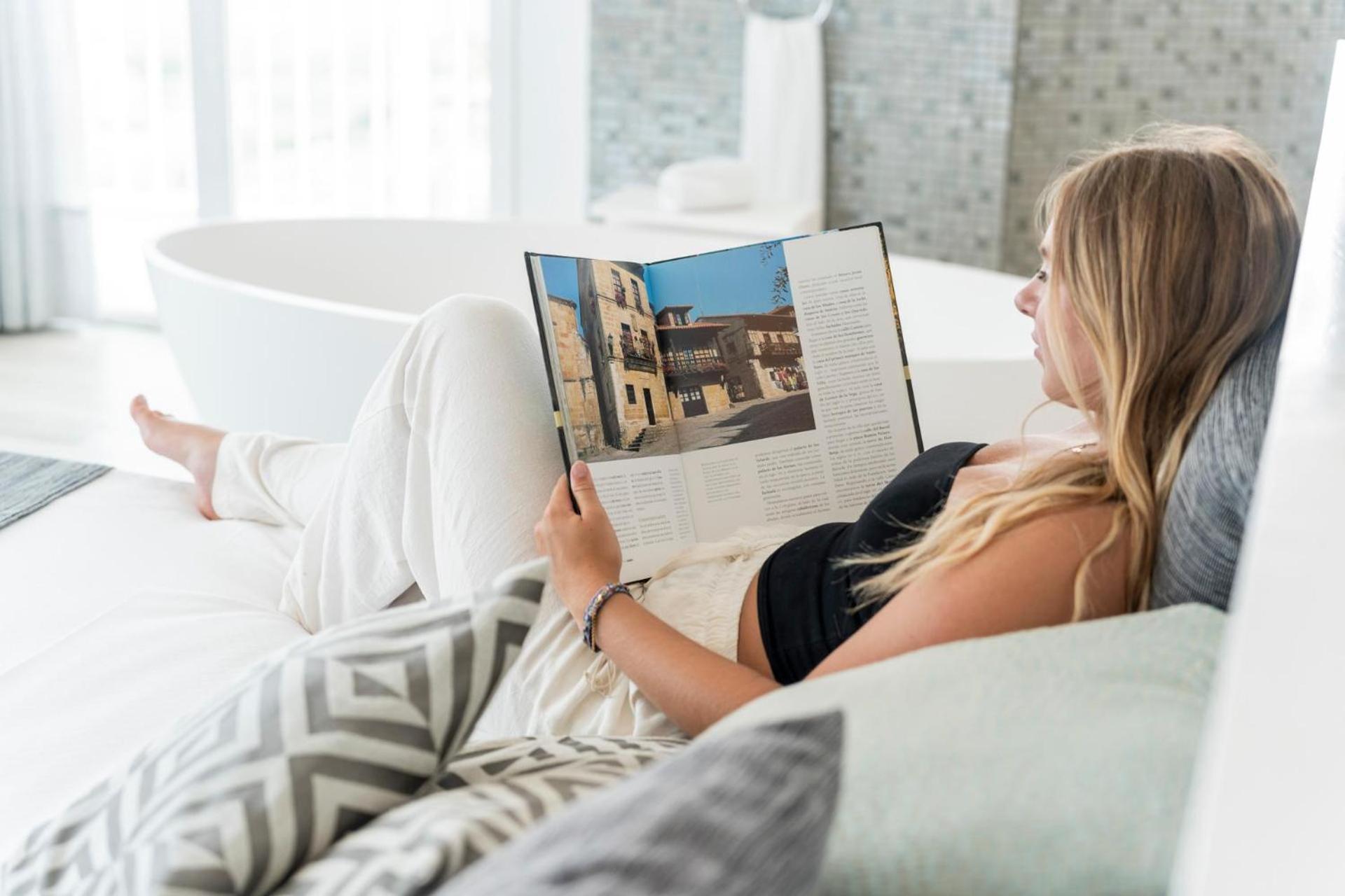 Junior Suite with Sea View,1687449021:JPEG